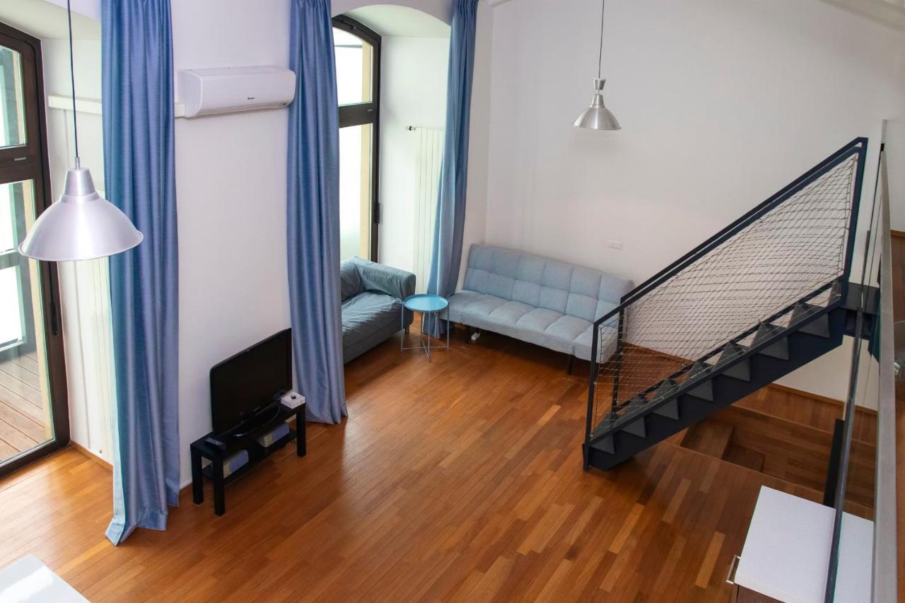 Modern Apartment With Terrace And Air Conditioning Praga Exterior foto